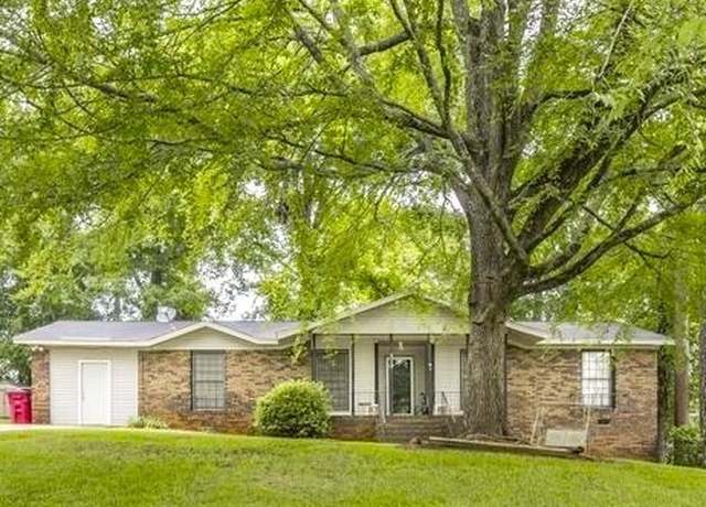 Property at 4112 W Hickory Ct, Macon, GA 31210, 3 beds, 2 baths