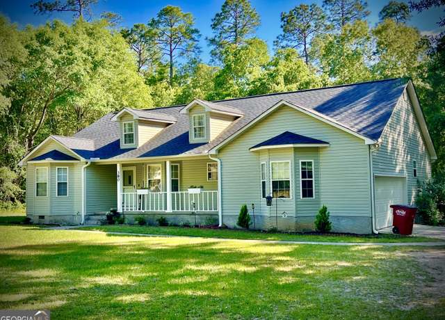 Property at 380 Horseshoe Dr, Dublin, GA 31021, 3 beds, 2 baths