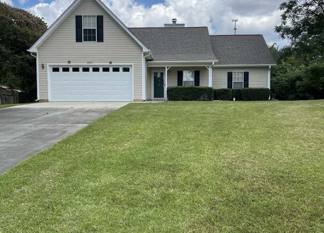 Property at 8857 Woodridge Ct, Jonesboro, GA 30238, 3 beds, 2 baths