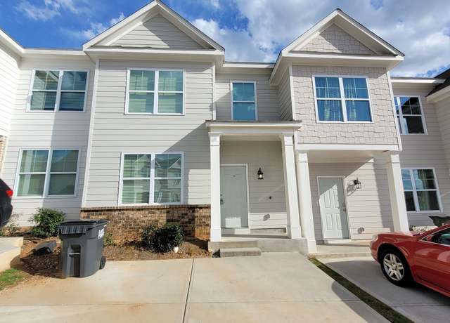 Property at 2780 Laurel Ridge Cir, East Point, GA 30344, 3 beds, 2.5 baths