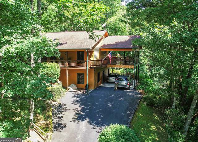 Property at 686 Winding Ridge Dr, Sky Valley, GA 30537, 3 beds, 3 baths