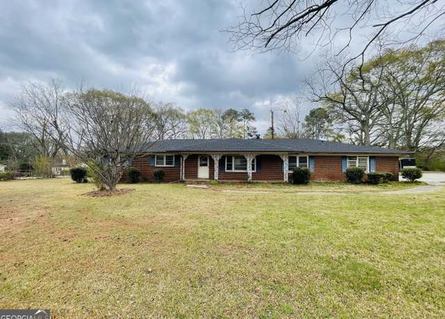 Property at 566 Vickery St, Hartwell, GA 30643, 3 beds, 2 baths