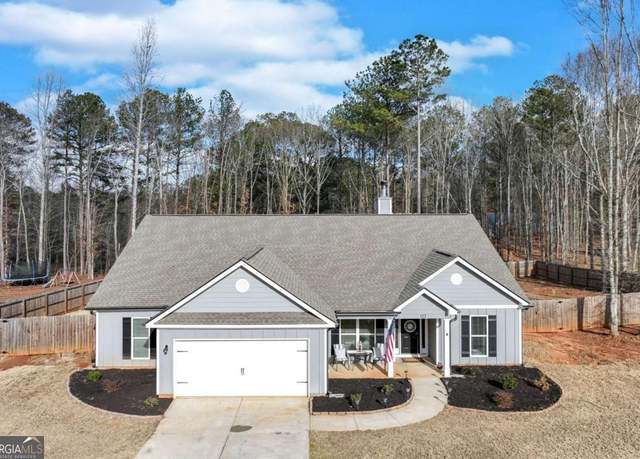Property at 153 Abby Ln, Statham, GA 30666, 4 beds, 2 baths