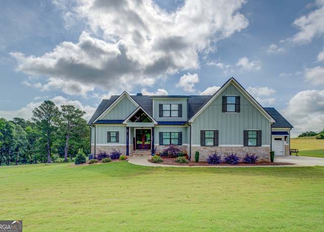 Property at 3076 East Lake Rd, Mcdonough, GA 30252, 4 beds, 3.5 baths