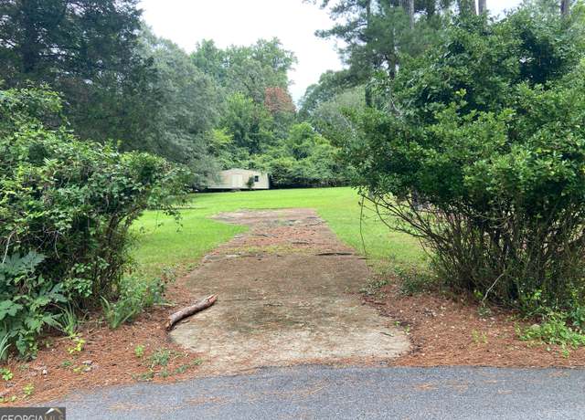 Property at 281 Hillside Dr, Winder, GA 30680