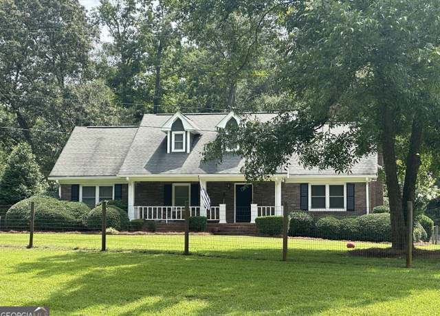 Property at 426 Biles Rd, Jackson, GA 30233, 3 beds, 2.5 baths