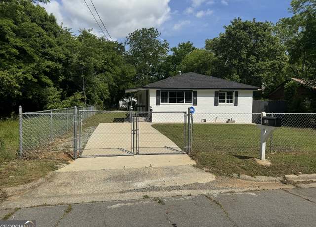 Property at 4189 Marion Ave, Macon, GA 31206, 3 beds, 1 bath