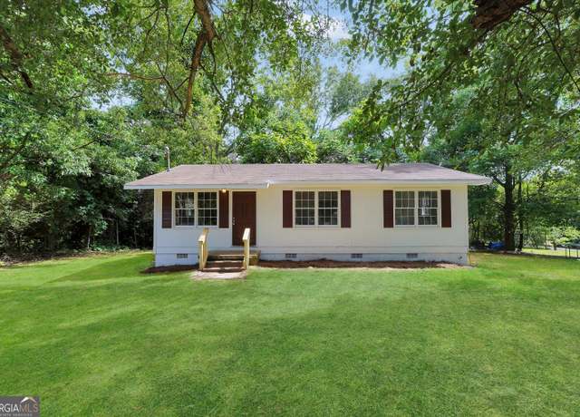 Property at 11 Dew Pl, Forsyth, GA 31029, 4 beds, 2 baths
