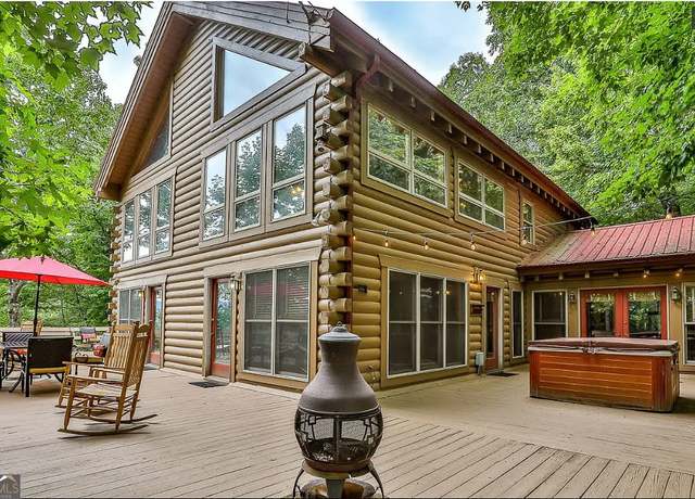 Property at 1427 Cherry Lake Dr, Blue Ridge, GA 30513, 3 beds, 3.5 baths