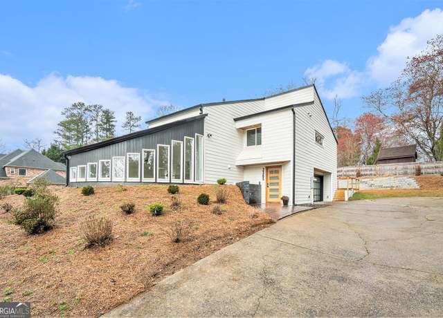 Property at 3365 Turtle Lake Dr SE, Marietta, GA 30067, 4 beds, 2.5 baths