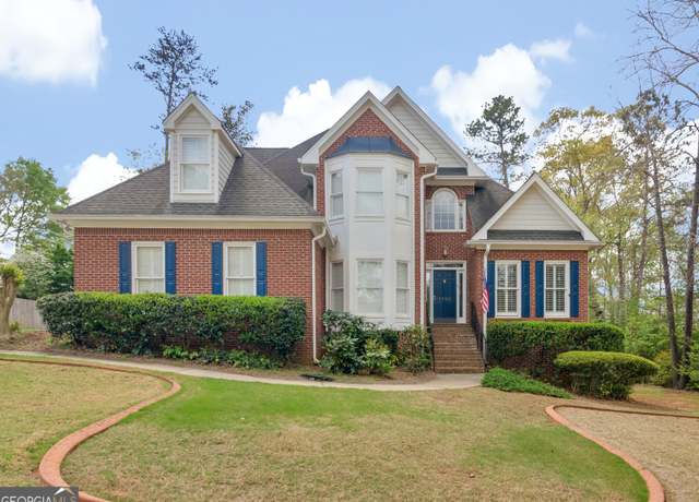 Property at 1190 Lullwater Cir, Mcdonough, GA 30253, 4 beds, 3.5 baths