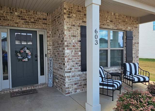 Property at 603 Pearl Moss Ln, Kathleen, GA 31047, 5 beds, 3 baths