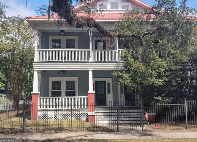 Property at 520 W 37th St, Savannah, GA 31415, 3 beds, 2.5 baths