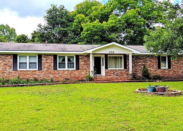 Property at 100 Redbud Cir, Warner Robins, GA 31093, 3 beds, 2 baths