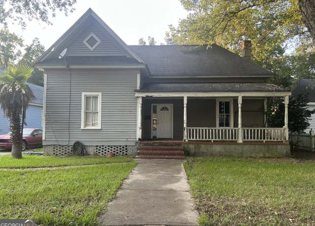 Property at 310 Persons St, Fort Valley, GA 31030, 4 beds, 2 baths