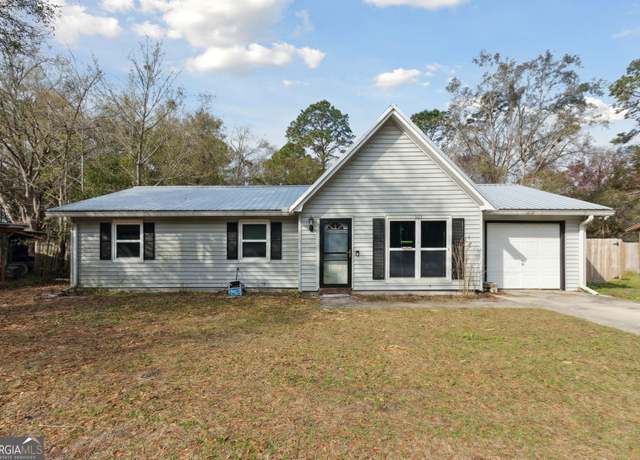 Property at 303 Martha Dr, St. Marys, GA 31558, 3 beds, 2 baths