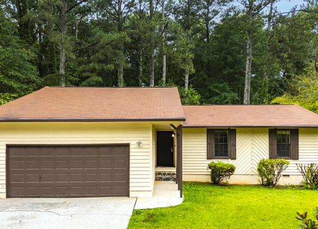 Property at 9719 Dixon Industrial Blvd, Jonesboro, GA 30236, 3 beds, 2 baths