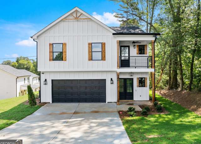Property at 180 Llewellyn St, Clarkesville, GA 30523, 4 beds, 2.5 baths