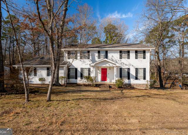 Property at 1350 Chapman Rd, Ringgold, GA 30736, 4 beds, 2.5 baths