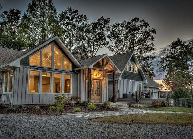 Property at 121 Cider House Ln, Blue Ridge, GA 30513, 5 beds, 3 baths