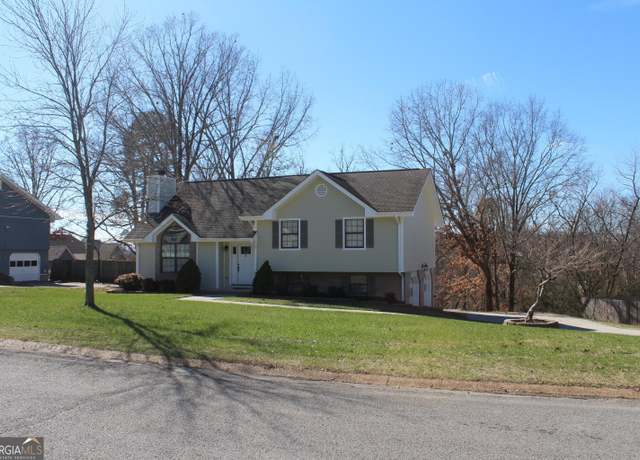 Property at 141 Debbie Ln, Ringgold, GA 30736, 4 beds, 2.5 baths