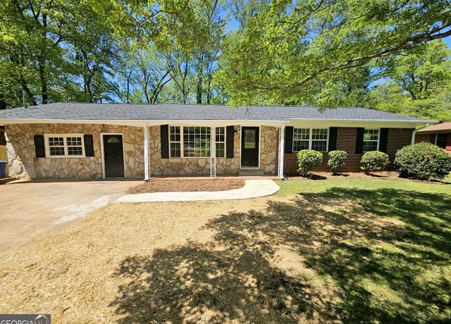 Property at 1315 Greenview Dr, Griffin, GA 30224, 4 beds, 3 baths