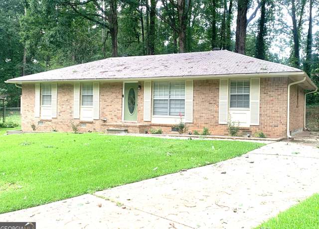 Property at 10178 Top Tree Ct, Jonesboro, GA 30238, 3 beds, 1.5 baths