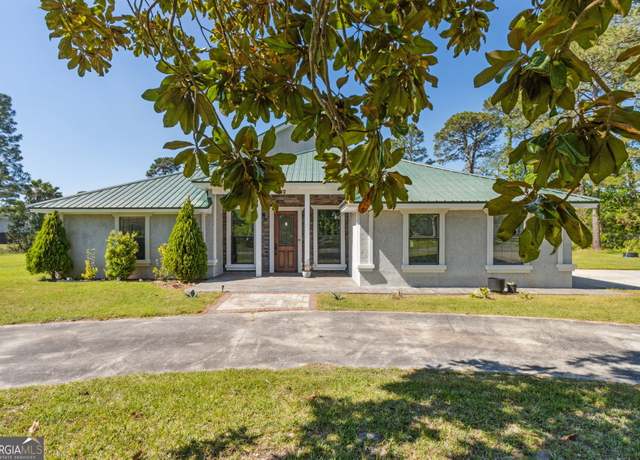 Property at 82 Mallard Pointe Dr, Woodbine, GA 31569, 4 beds, 3 baths