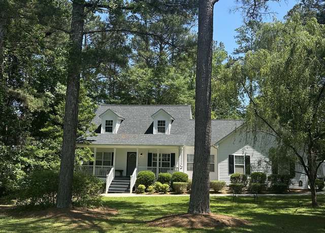 Property at 65 Barclay Ct, Newnan, GA 30263, 3 beds, 2.5 baths
