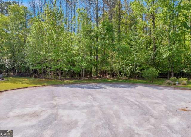 Property at 215 Little Cove Ct, Bogart, GA 30622