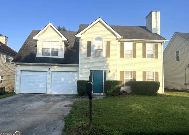 Property at 2561 Lancewood Ln, Lithonia, GA 30058, 3 beds, 2.5 baths