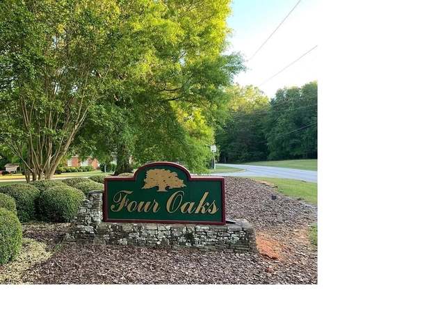 Property at 133 Four Oaks Dr, Griffin, GA 30224