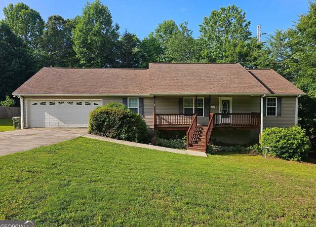 Property at 50 Kensington Dr, Cleveland, GA 30528, 3 beds, 2 baths