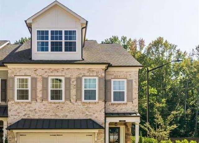 Property at 4448 Huffman Dr NE, Roswell, GA 30075, 3 beds, 3.5 baths