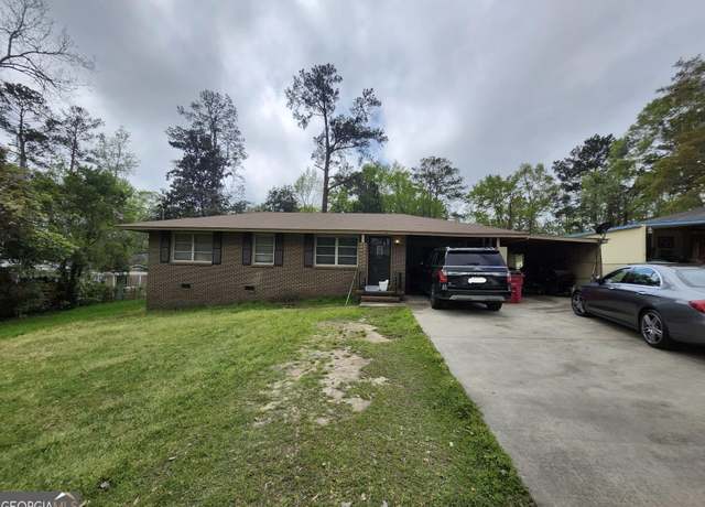 Property at 2408 S Groveland Cir, Macon, GA 31206, 3 beds, 1 bath