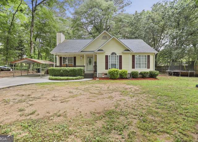 Property at 40 Green Leaf Cir, Hampton, GA 30228, 3 beds, 2 baths