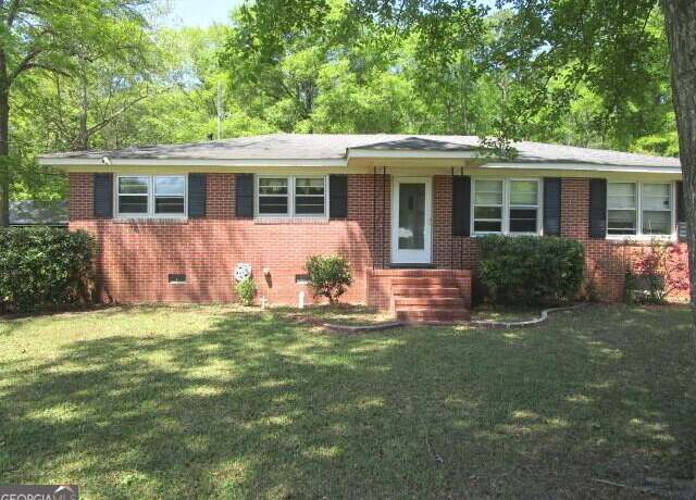 Property at 103 Sycamore St, Gordon, GA 31031, 3 beds, 2 baths