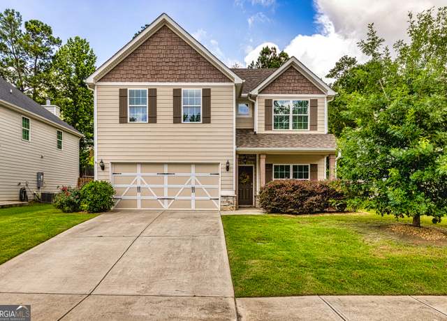 Property at 19 S York Dr, Newnan, GA 30265, 4 beds, 2.5 baths