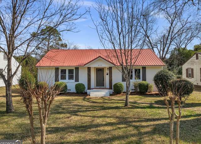 Property at 410 Chamlee Dr, Fort Valley, GA 31030, 3 beds, 2 baths