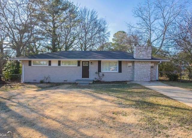 Property at 3854 Brookcrest Cir, Decatur, GA 30032, 4 beds, 1.5 baths