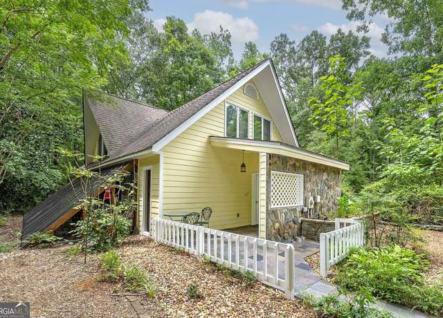 Property at 731 Airline Rd, Mcdonough, GA 30252, 3 beds, 2.5 baths