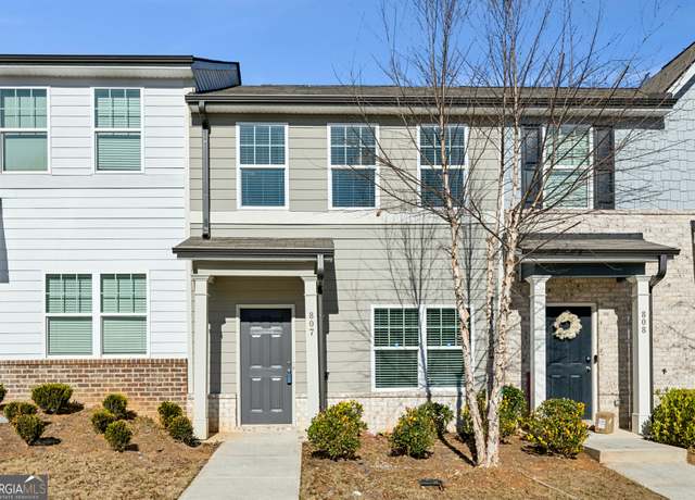 Property at 585 Mcwilliams Rd SE Unit 807, Atlanta, GA 30315, 3 beds, 2.5 baths