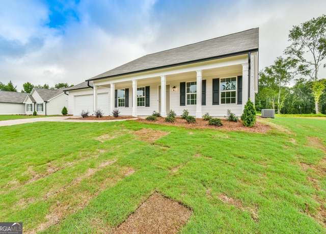 Property at 155 Berryman Rd, Hartwell, GA 30643, 3 beds, 2 baths