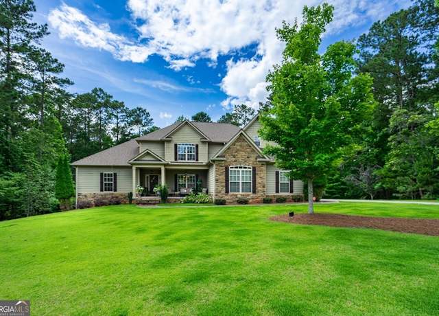 Property at 348 Willow Pointe Dr, Lagrange, GA 30240, 4 beds, 4.5 baths