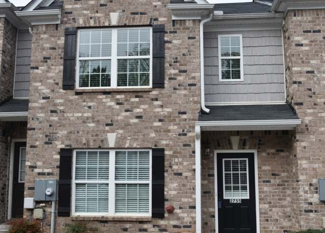 Property at 2765 Valley Green Dr, Gainesville, GA 30504, 3 beds, 2.5 baths