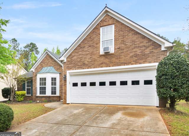 Property at 105 Lantana Dr, Locust Grove, GA 30248, 4 beds, 2 baths