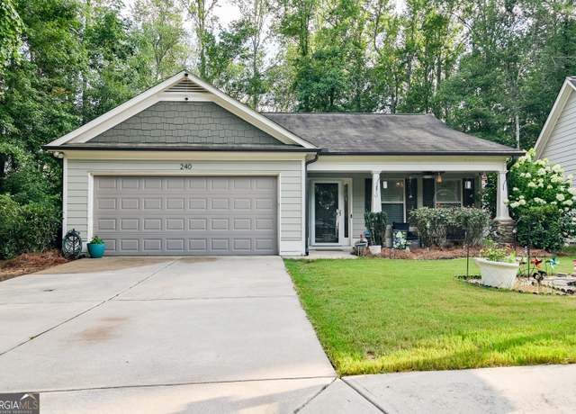 Property at 240 Eagles Pkwy, Covington, GA 30014, 3 beds, 2 baths