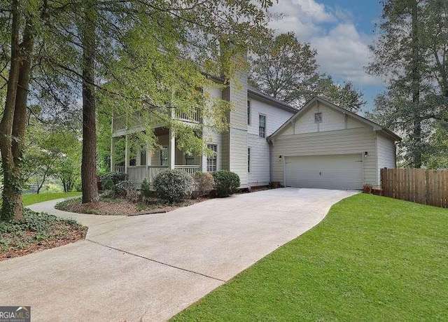 Property at 133 Hilltop Dr SW, Atlanta, GA 30315, 3 beds, 2.5 baths