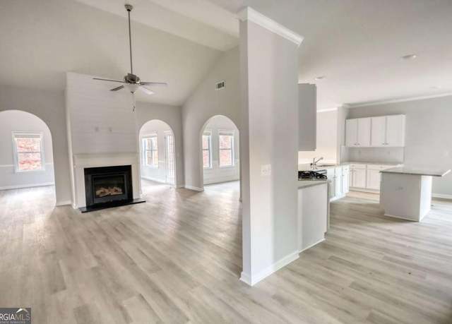 Property at 967 Park Place St, Social Circle, GA 30025, 3 beds, 2.5 baths