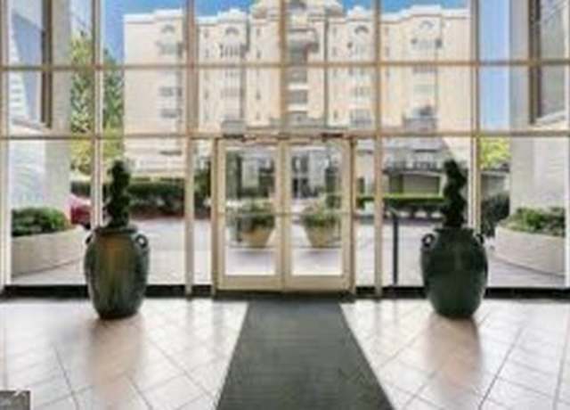 Property at 2479 Peachtree Rd NE #512, Atlanta, GA 30305, 1 bed, 1 bath